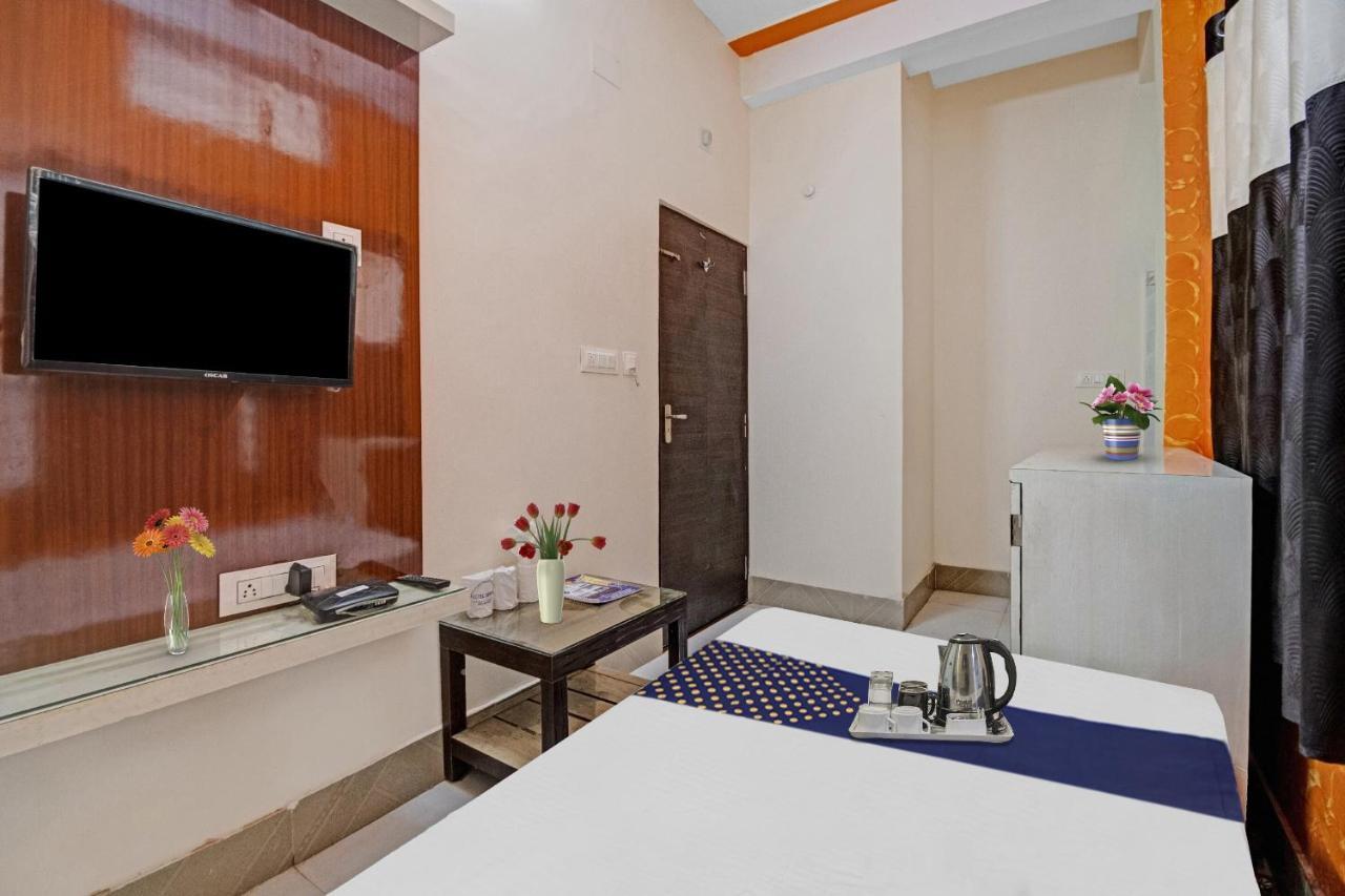 Spot On Hotel Stay In Koch Bihār Εξωτερικό φωτογραφία