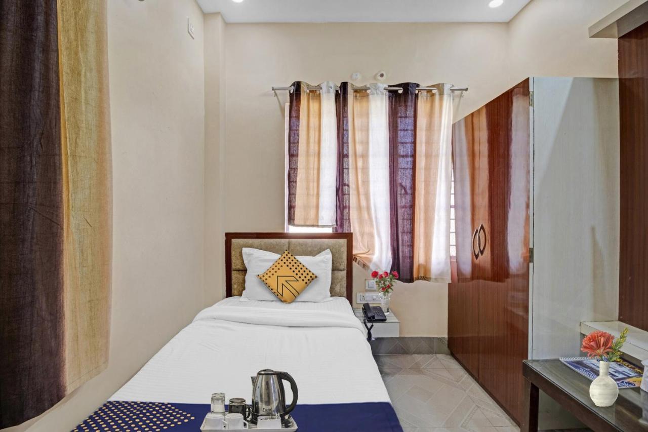 Spot On Hotel Stay In Koch Bihār Εξωτερικό φωτογραφία